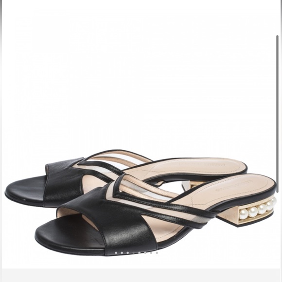Nicholas Kirkwood Shoes - Stunning Nicholas Kirkwood Black Casati Leather Pearl Embellished Mule